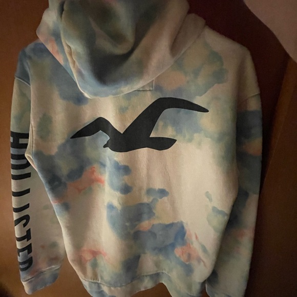 Hollister sweatshirt - Picture 2 of 3